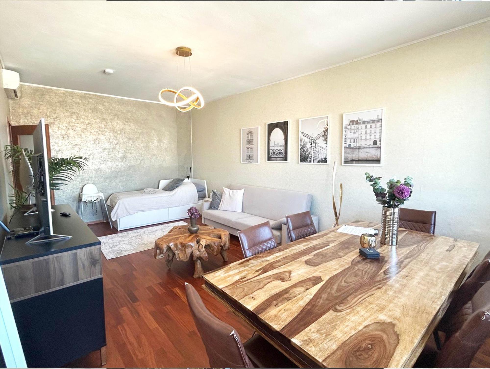 Ed-grosse, Moderne In Zentraler Lage, Mit Balkon, Lift Und Parkplatz * Hannover